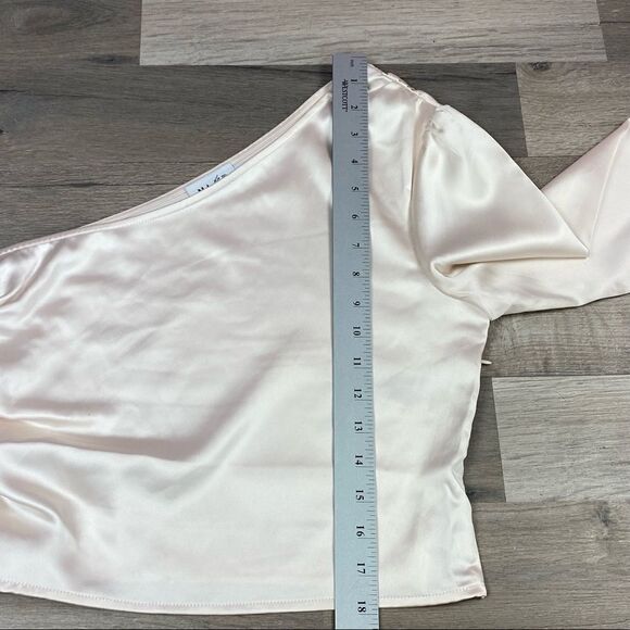 NA-KD Reborn Satin Shirred Side One Shoulder Crop Top Ivory XS 34 - Picture 15 of 16